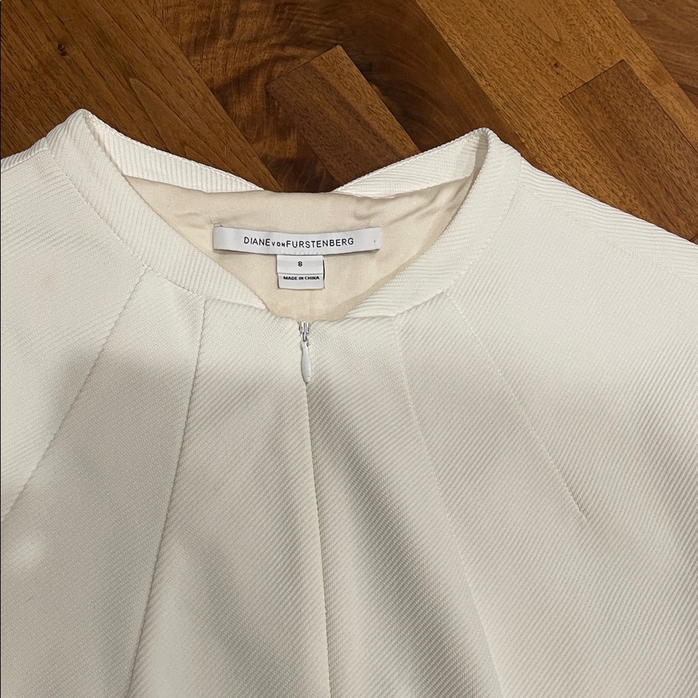 DVF Silk White Dress - Picture 2 of 8